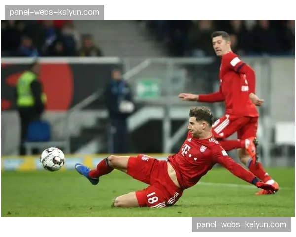 德甲：勒沃库森2-0客胜拜仁，赛季双杀对手，领先优势扩大至13分